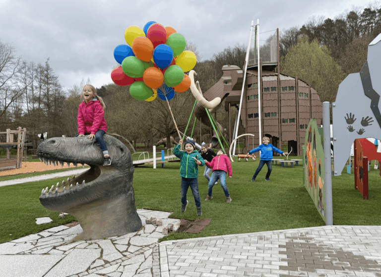 Kaiserslautern wird zum prähistorischen Abenteuerpark: Mammuts erobern die Gartenschau 2026