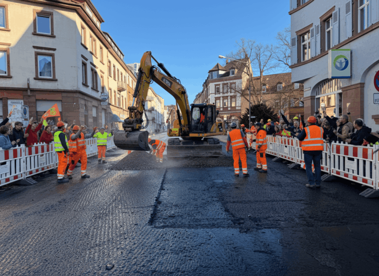 Baustelle Rudolf-Breitscheid-Straße liegt sensationell im Zeitplan - Verwaltung bittet um Verständnis für ordnungsgemäßen Ablauf
