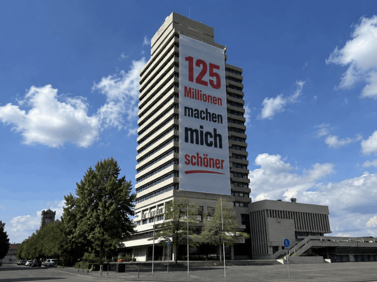 Rathaus-Sanierung und Gebäude-Investitionen für 328 Millionen: Experten erwarten begeisterte Sanierungs-Touristen aus ganz Europa